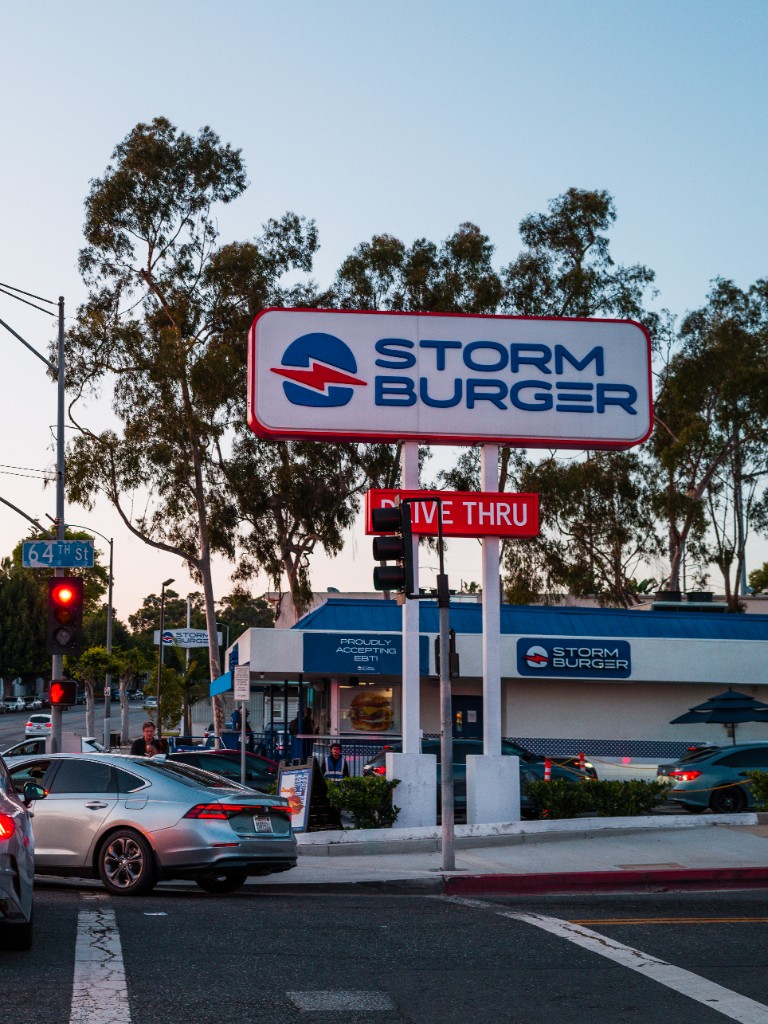StormBurger restaurant serving delivery areas around Inglewood and Long Beach